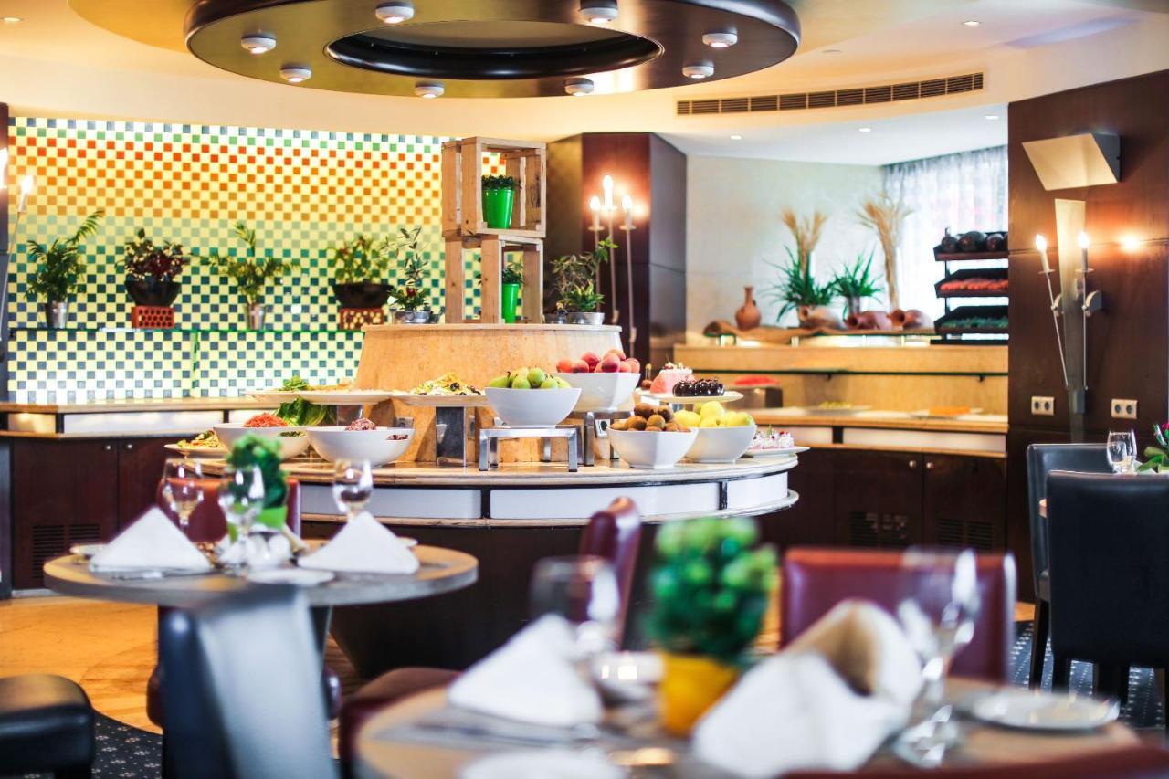 Raouche Arjaan By Rotana Aparthotel Bejrút Kültér fotó